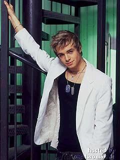 poze cu Chris - Our baby boy Chris - unul dintre cei mai simpatici solisti ai US5